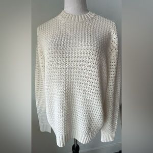 NWT Vince White Cable Knit Oversized Crew Neck Sweater.  Size M